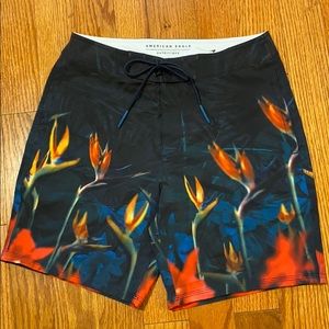 American Eagle board shorts size small